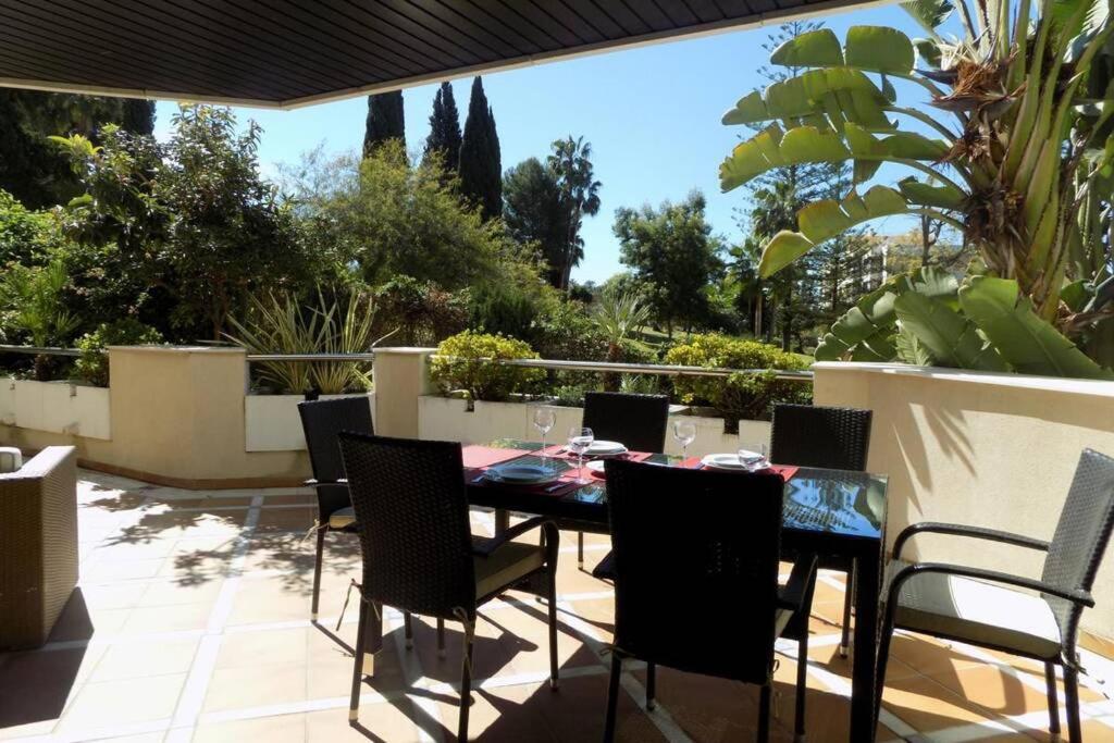 Fuente Aloha Apartment Marbella Exterior photo